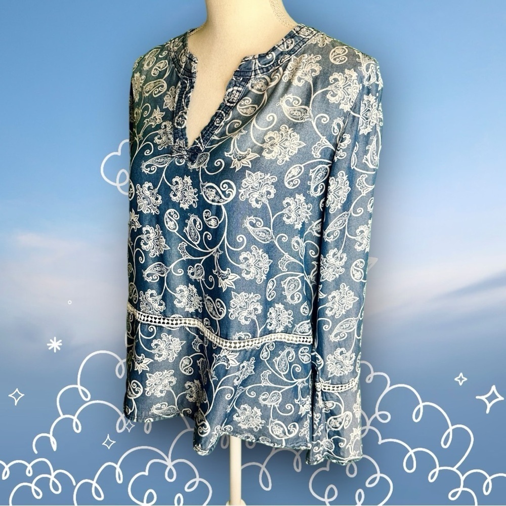 Fourteenth Place Denim Blue & White Paisley Lyocell Bohemian Print Top Size M - Picture 6 of 9